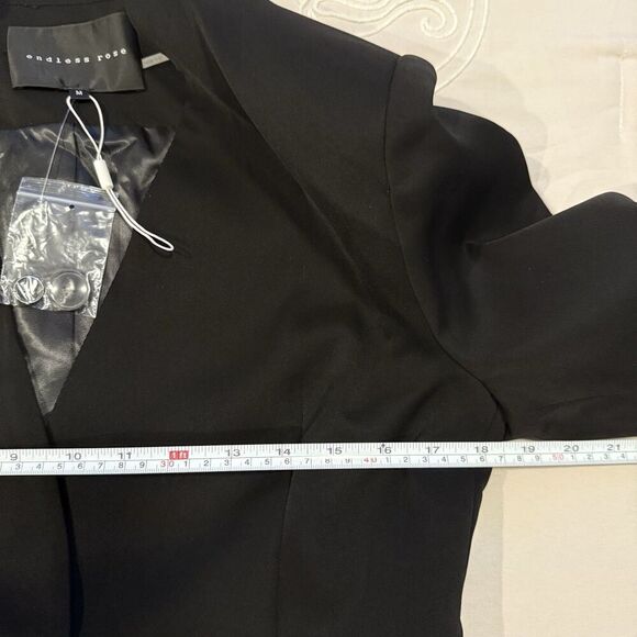 Endless Rose Open Front Black Tailored Single Button Blazer Size Medium - Picture 10 of 11